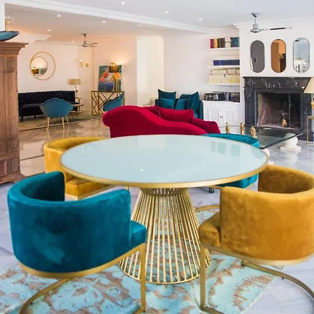Suites Of Gatsby Aparthotel *